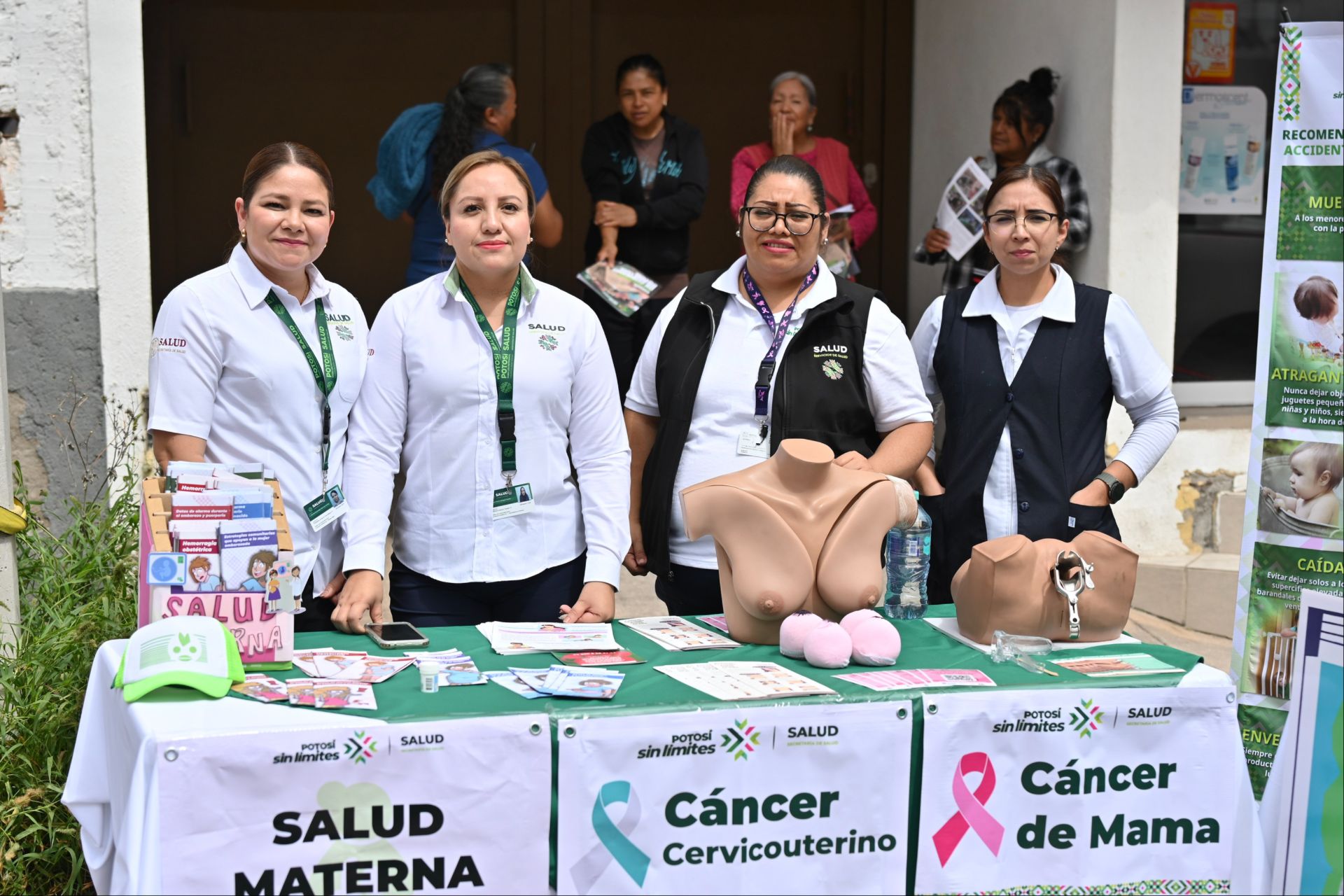 
    
        035_Salud_Salud materna
    
    