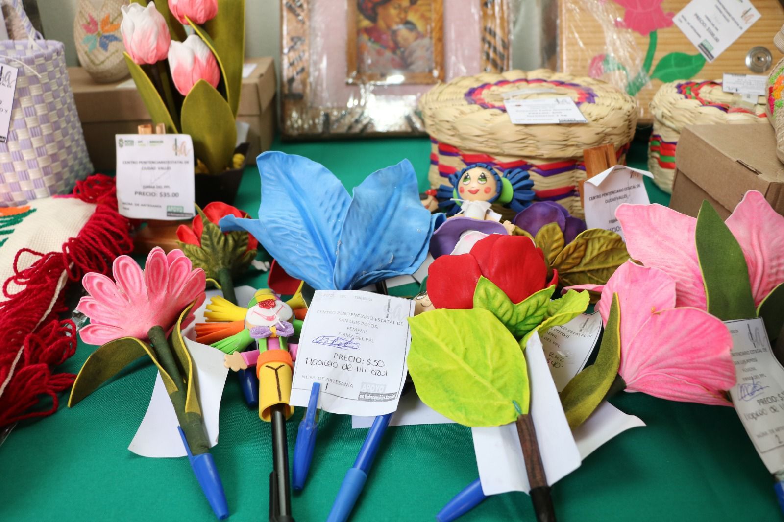 
    
        040524-boletin-7762-artesanias-penitenciarias_b7L8BKt.jpeg IMG
    
    