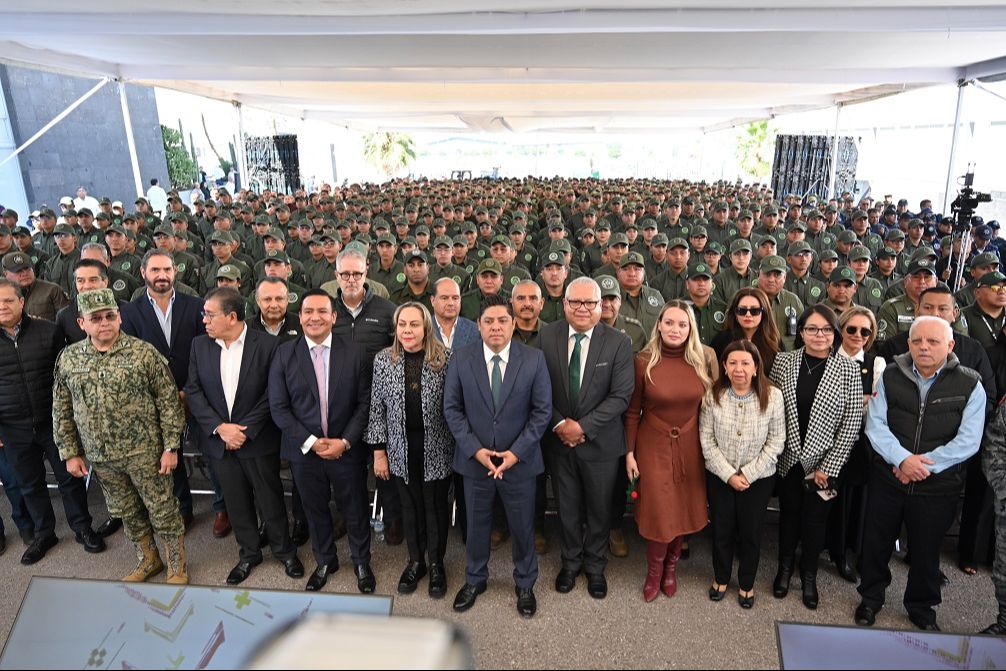 
    
        042_Paz_encuentro con elementos de la Guardia Civil Estatal
    
    