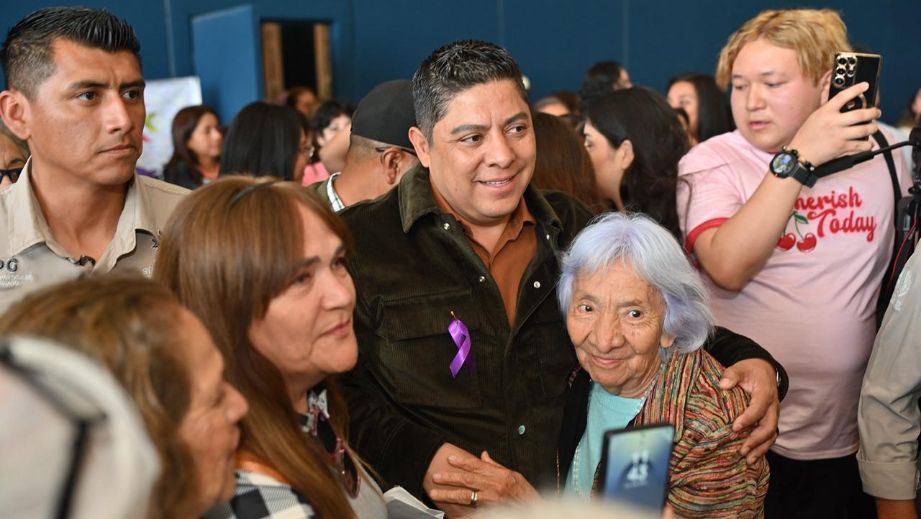 RICARDO GALLARDO REAFIRMA APOYO SIN LÍMITES A LAS MUJERES POTOSINAS