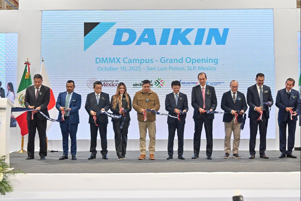 
    
        059_Des Eco_Inauguración empresa Daikin
    
    
