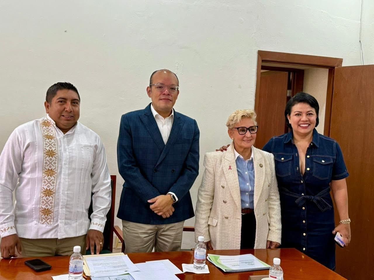 
    
        Reunión de trabajo Comisión de Asuntos Migratorios H. Congreso del Estado
    
    