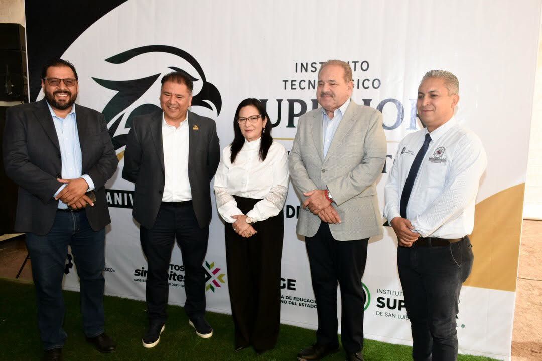 
    
        23° Aniversario del Instituto Tecnológico Superior de San Luis Potosí, Capital.
    
    