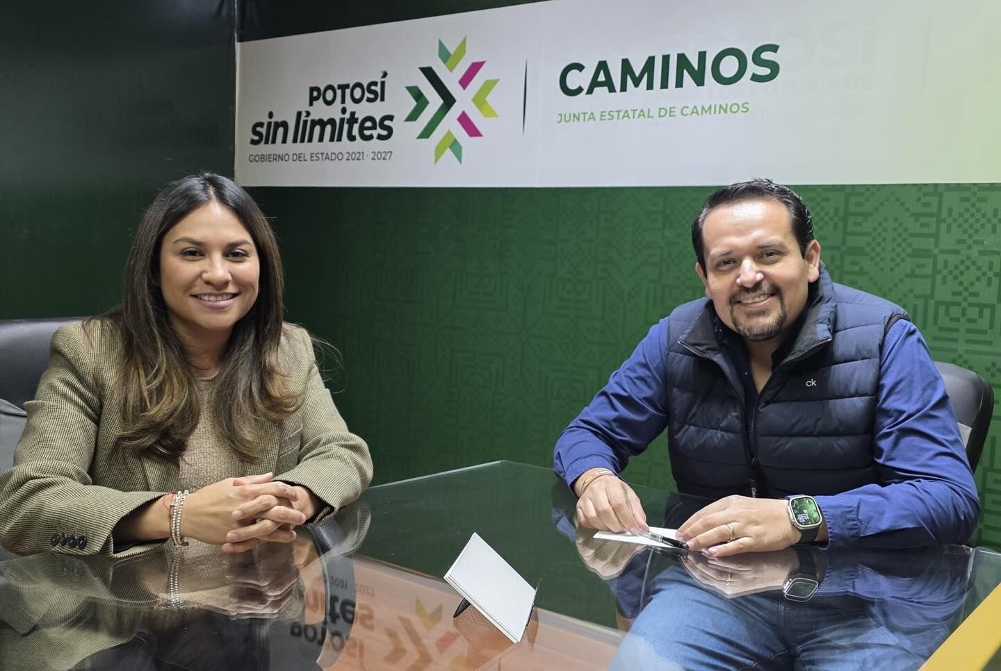 
    
        613555876_18562215523051232_324158532685272728_n_hS5iEkh.jpeg IMG
    
    