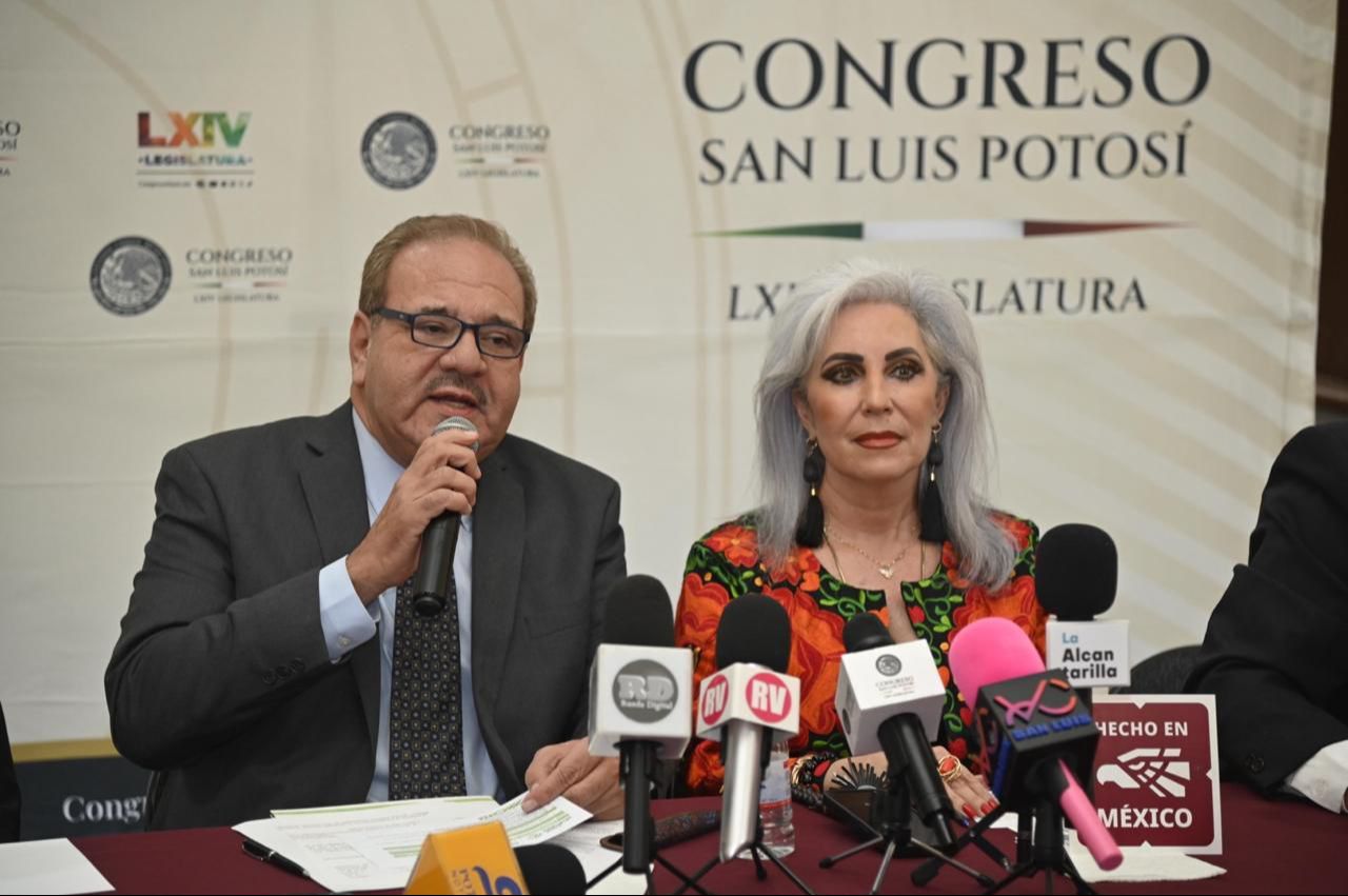 
    
        Foro de Fortalecimiento
    
    