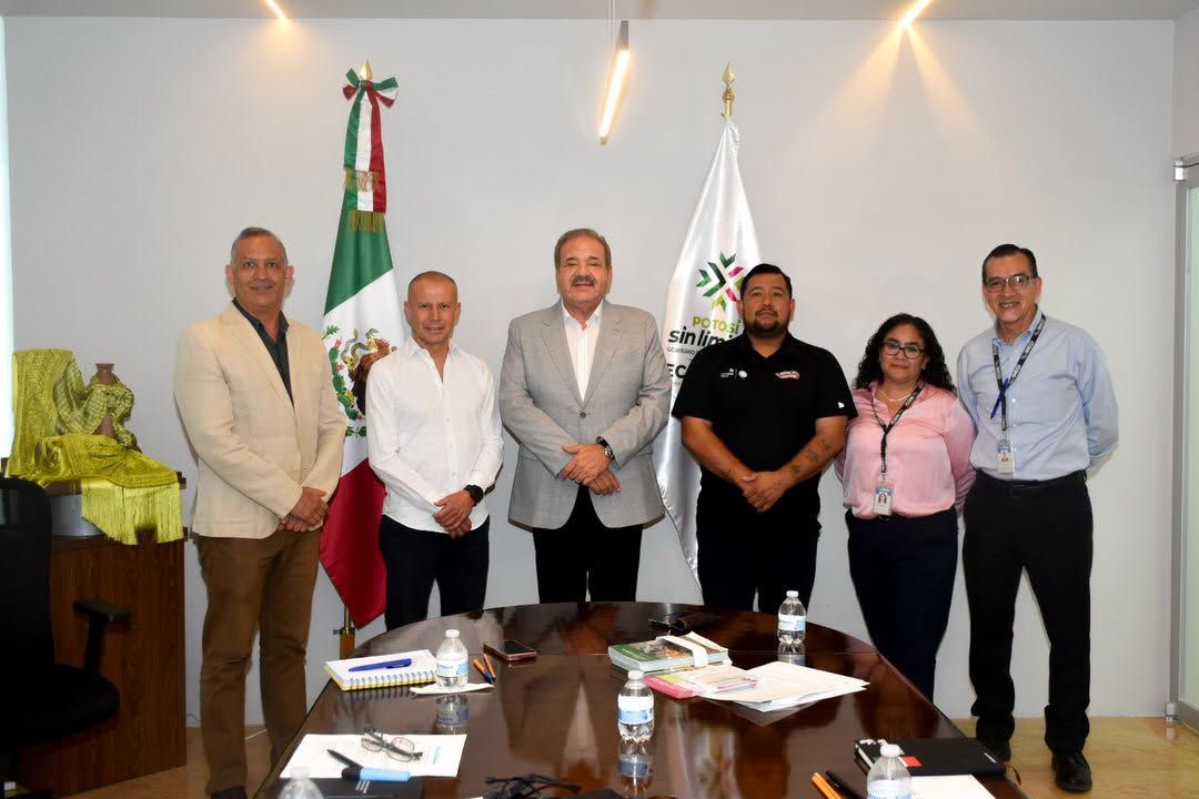 
    
        Reunión de trabajo con Lilia Selene May Salazar, asociada de Protección de la oficina del Alto Comisionado de las Naciones Unidas para los Refugiados (ACNUR) en San Luis Potosí.
    
    