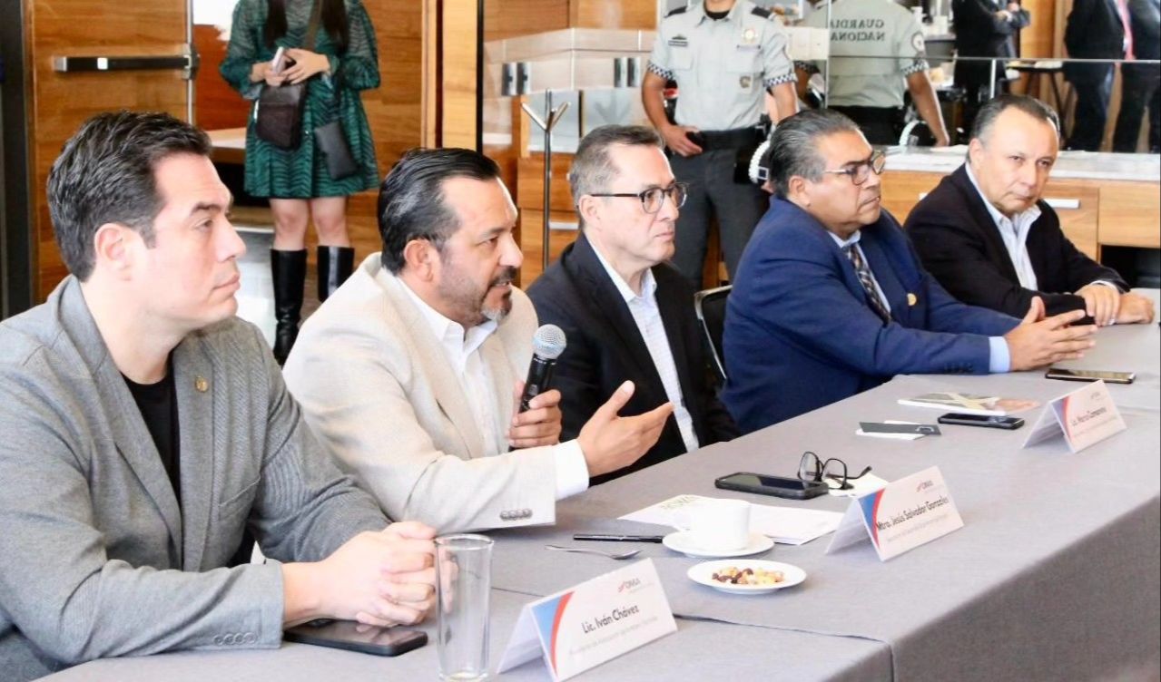
    
        Primera Sesión Ordinaria 2025 de la Comisión Consultiva del Aeropuerto de San Luis Potosí.
    
    