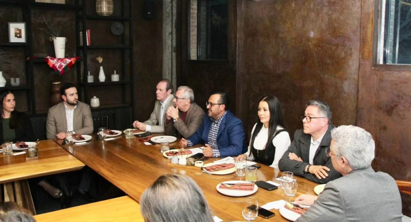 
    
        Foro de Brokers Industriales
    
    