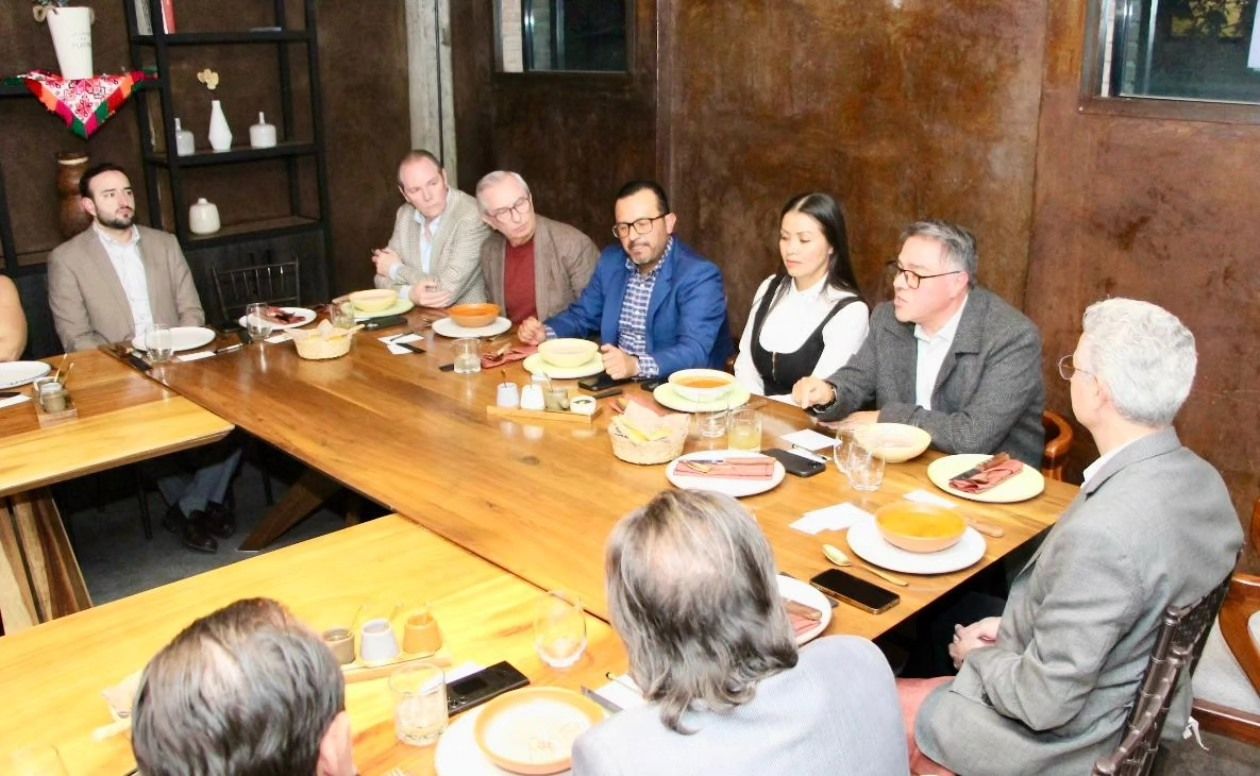 
    
        Foro de Brokers Industriales
    
    