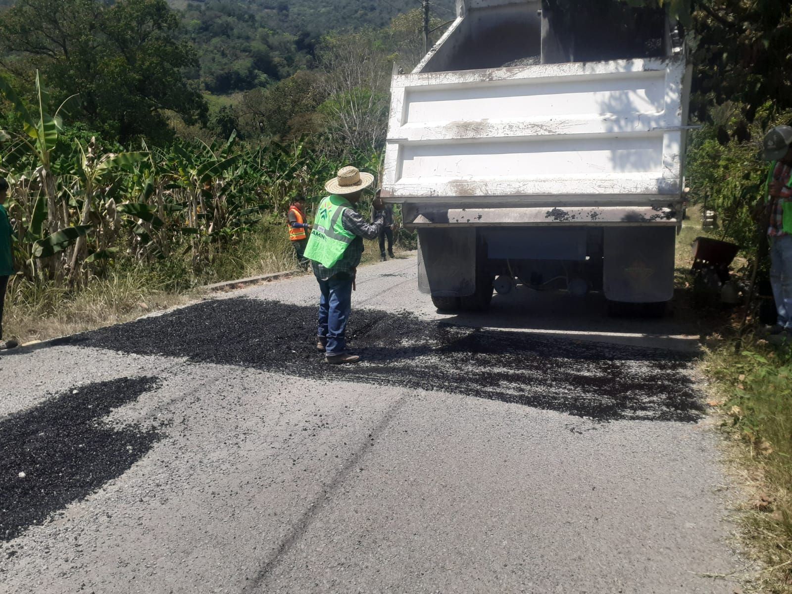 
    
        c1da4b74-bbc3-4d4b-9093-fac5112d0645.jpeg IMG
    
    