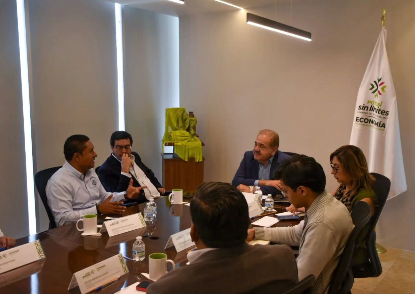 
    
        Reunión con el Consejo Mexicano Regulador de la Calidad del Mezcal
    
    