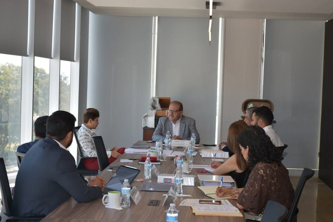 
    
        Reunión de trabajo con directivos de Cotsco
    
    