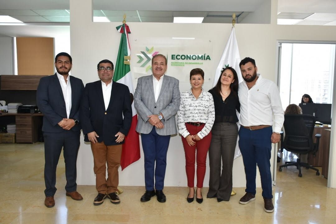 
    
        Reunión de trabajo con directivos de Cotsco
    
    