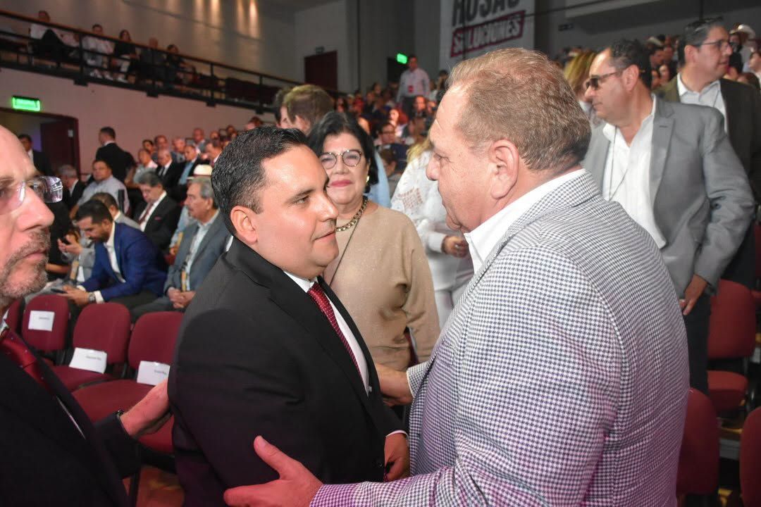 
    
        Nuestro titular, Mario García Valdez, acompañó al diputado Luis Emilio Rosas Montiel en su segundo informe legislativo.
    
    