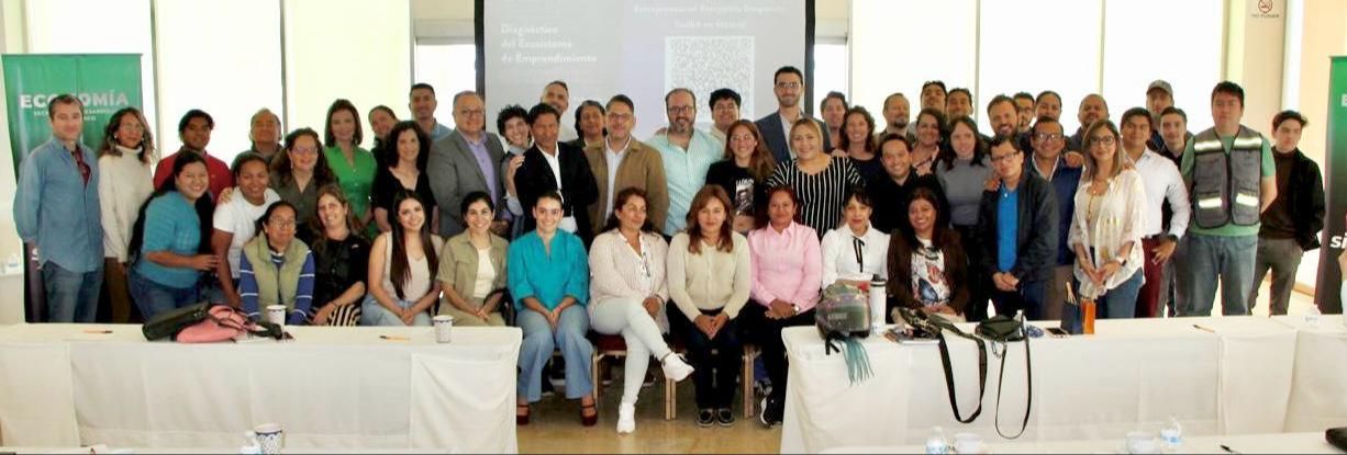 
    
        Apoyo a Pymes y emprendedores.
    
    