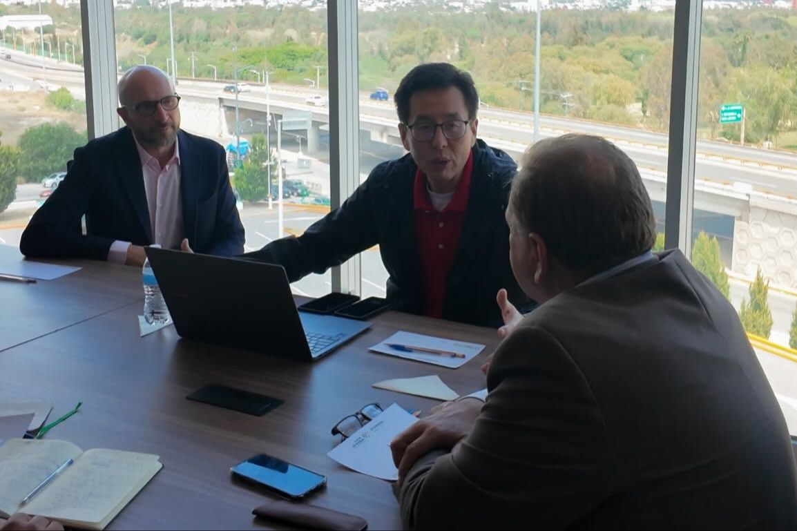 
    
        Encuentro estratégico con directivos de una importante firma de origen coreano del sector industrial.
    
    