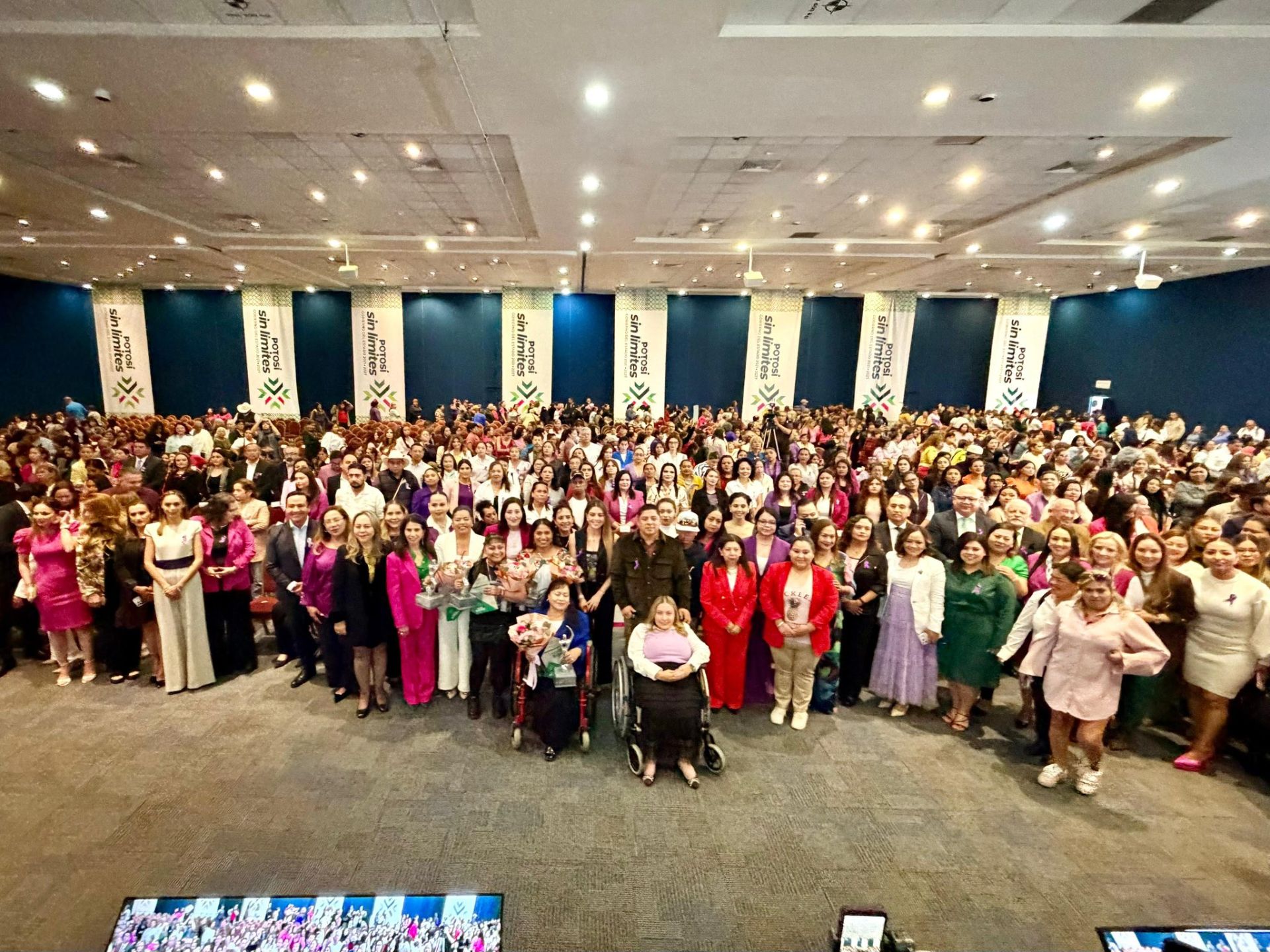 
    
        evento-potosina-del-ano-2026.jpeg IMG
    
    