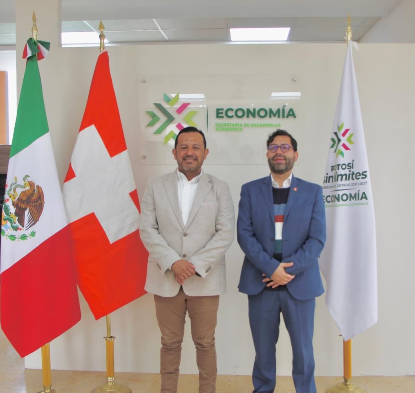
    
        Fortaleciendo lazos con Suiza
    
    