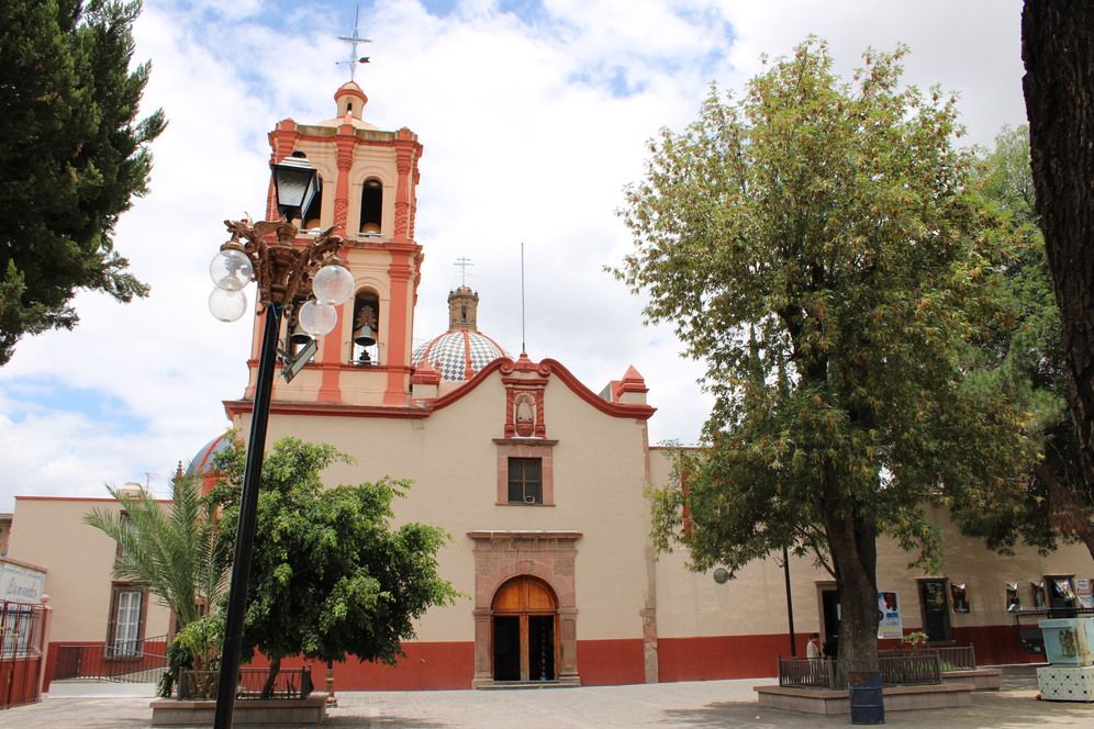 
    
        Barrio Mágico
    
    