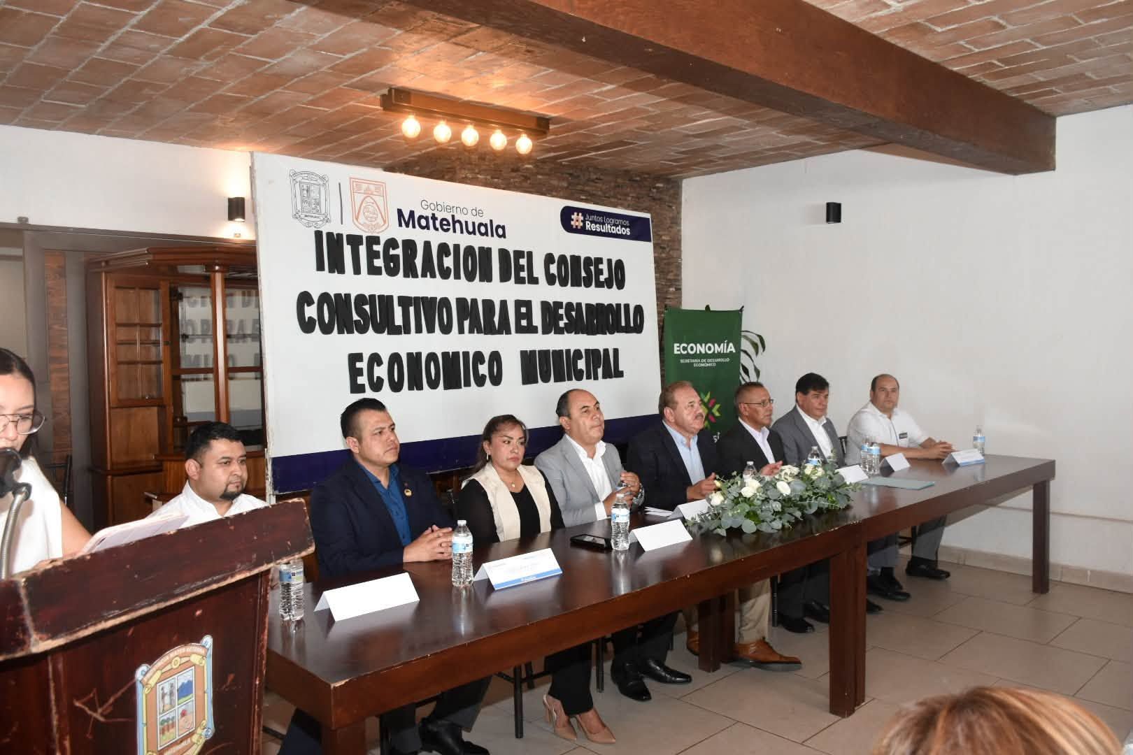 
    
        Integración del Consejo Consultivo para el Fomento Industrial y el Desarrollo Económico Municipal de Matehuala
    
    