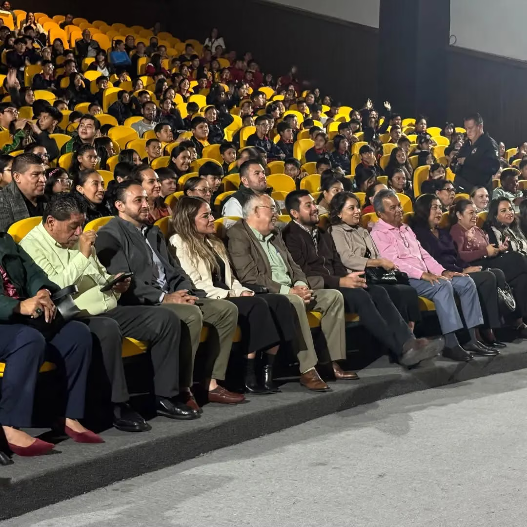 
    
        jornada-de-activacion-en-territorio-espacio-de-e_dV7nll4.png IMG
    
    