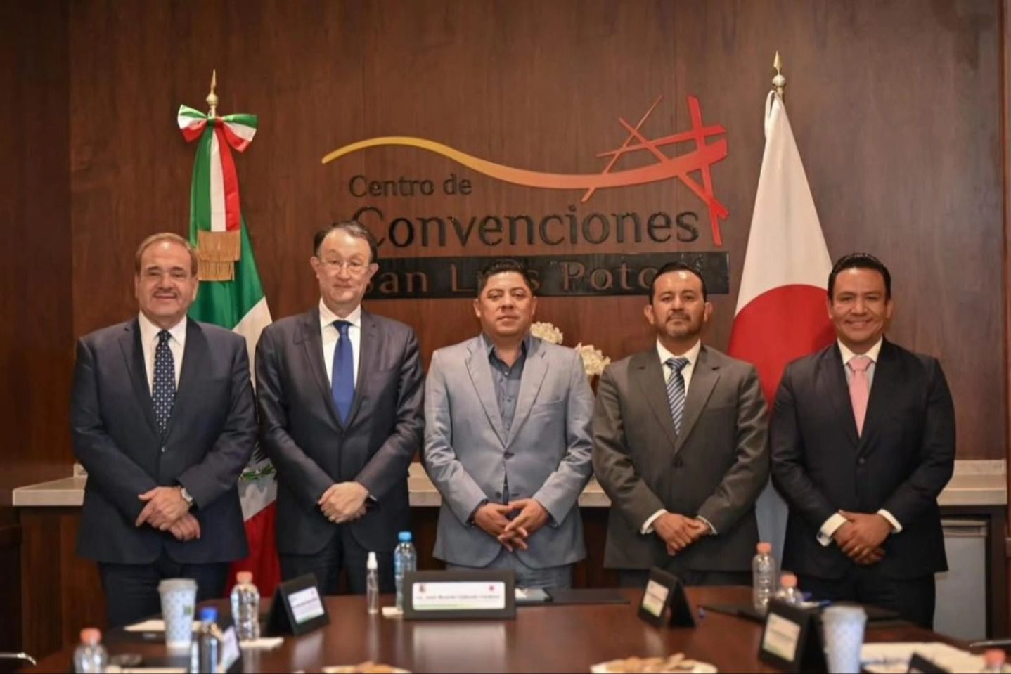 
    
        Misión comercial en Japón
    
    