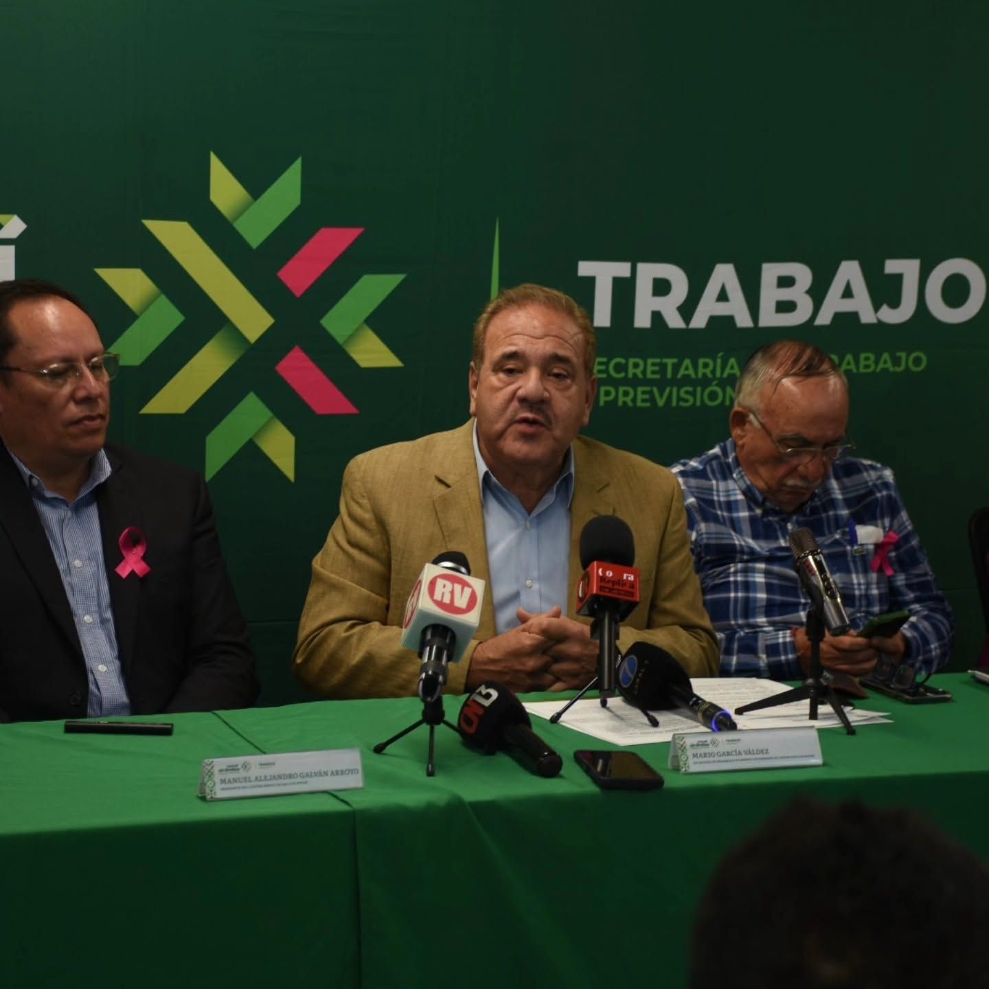 
    
        presentación ante medios de comunicación de la Primera Carrera Paso Rosa 2026
    
    