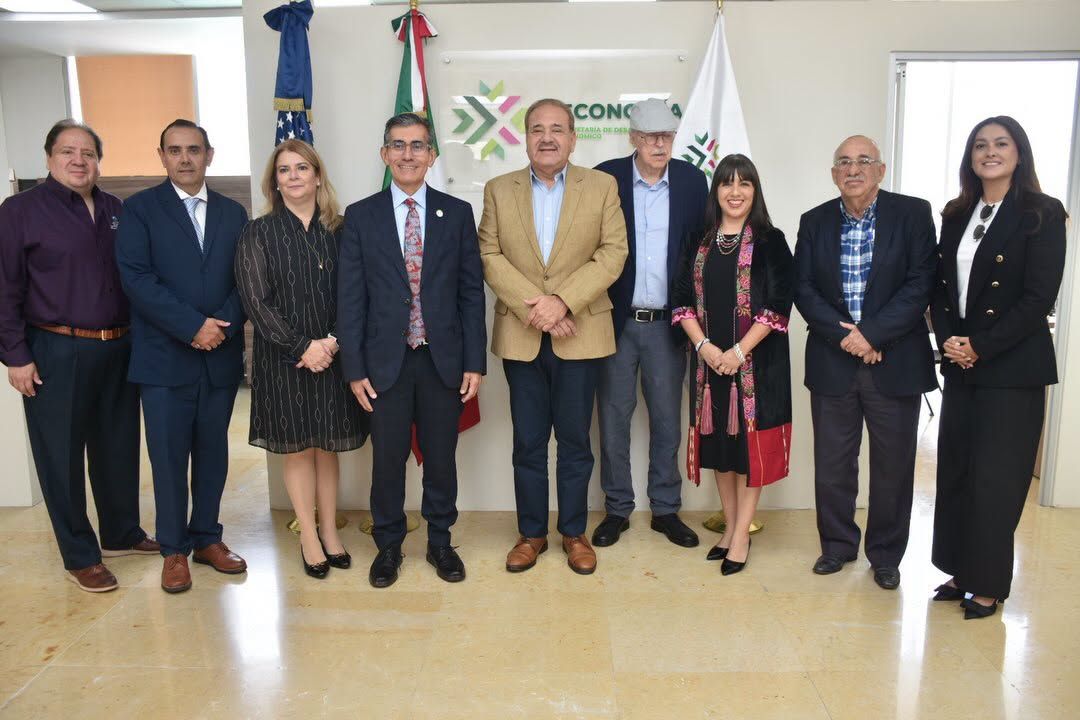 
    
        Reunión de trabajo con directivos del Alamo Colleges District de San Antonio, Texas.
    
    
