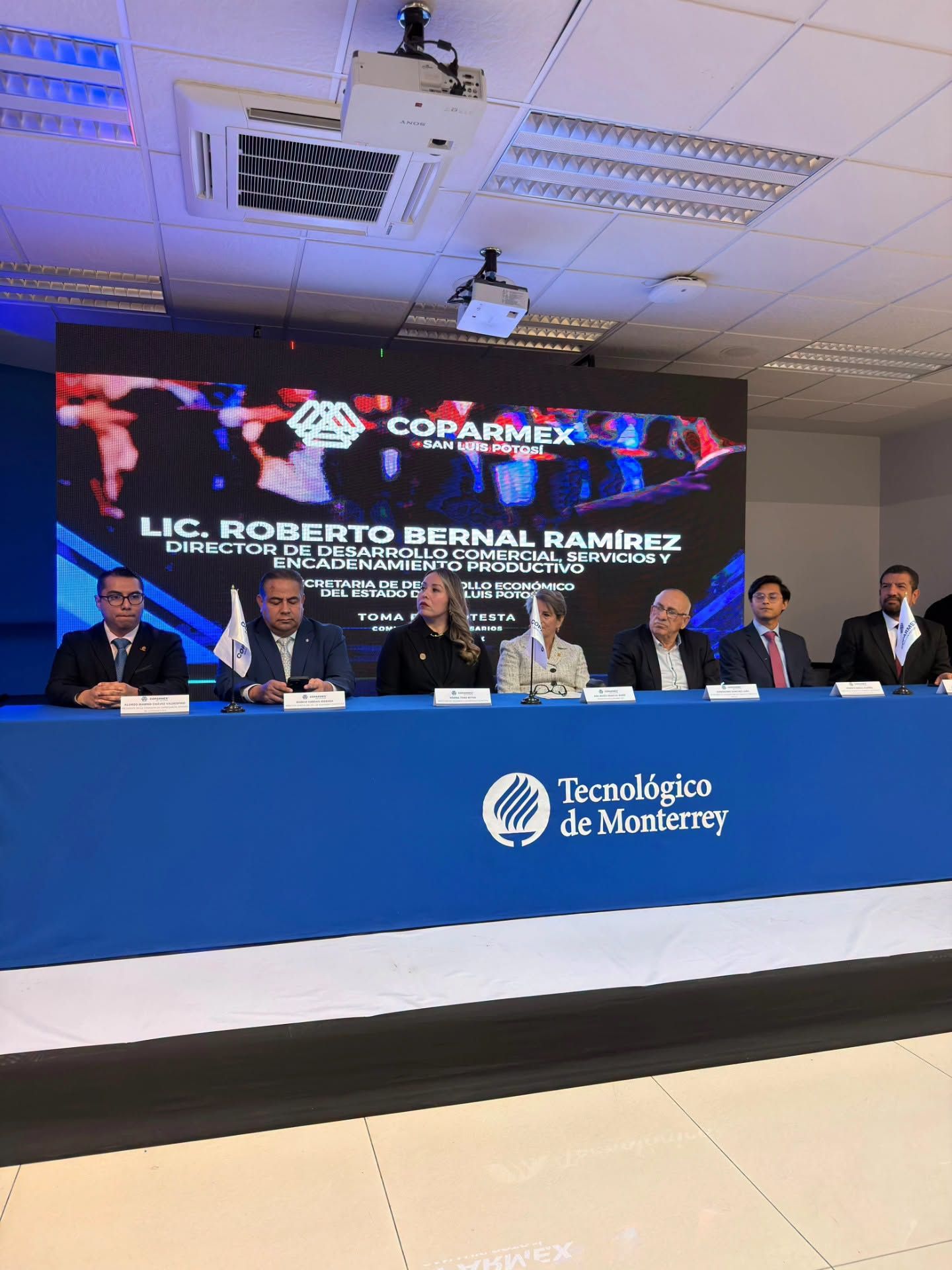 
    
        Toma de Protesta de la Comisión de Empresarios Jóvenes de COPARMEX San Luis Potosí
    
    