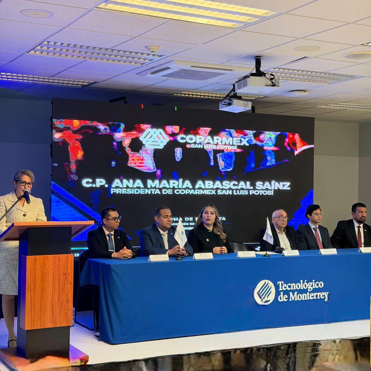 
    
        Toma de Protesta de la Comisión de Empresarios Jóvenes de COPARMEX San Luis Potosí
    
    