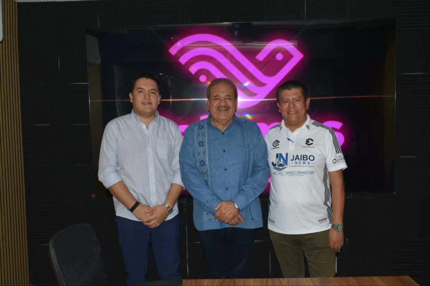 
    
        Visita de trabajo a las instalaciones de EmsaMedia
    
    