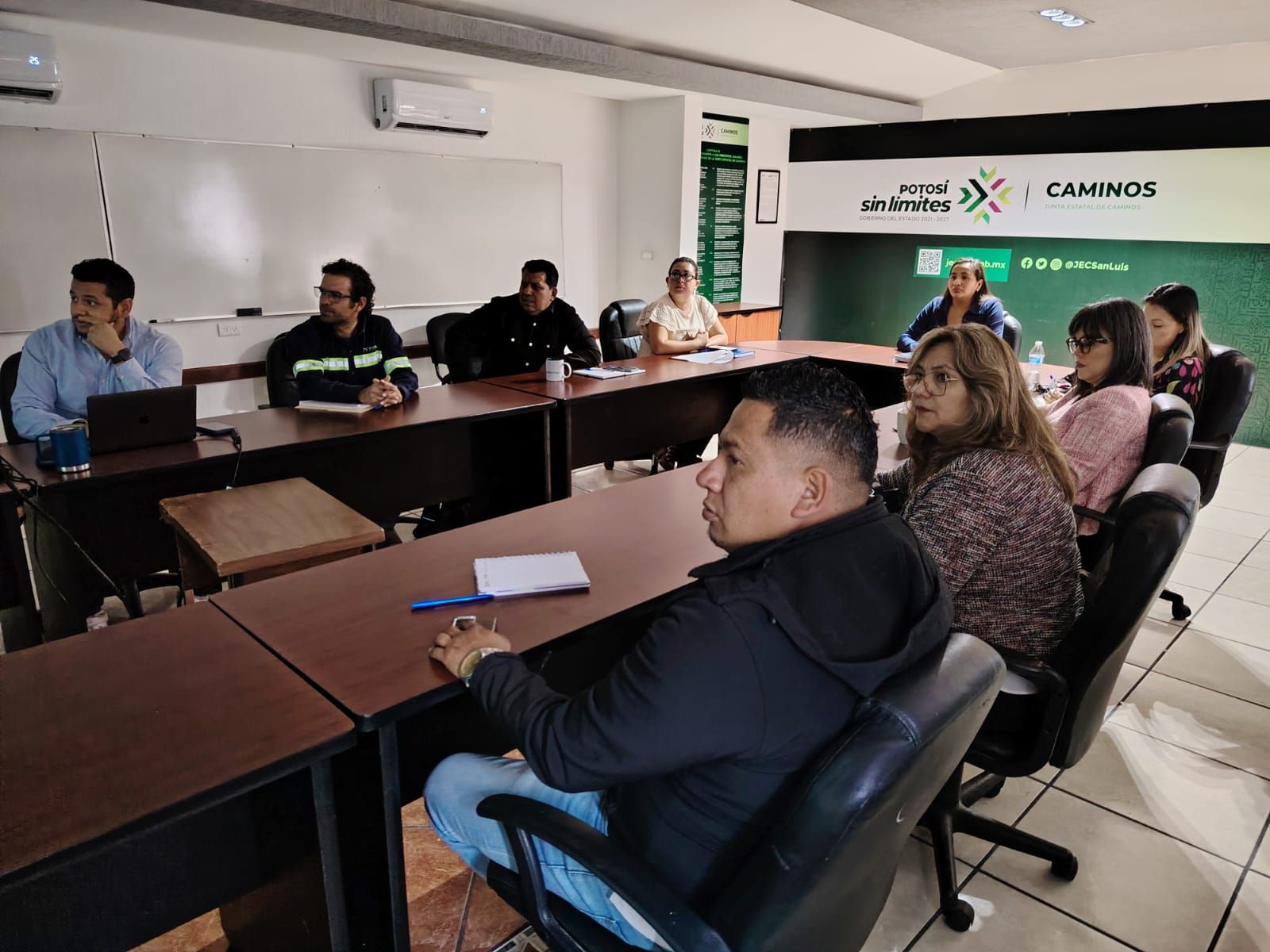 
    
        whatsapp-image-2025-10-29-at-125336-pm.jpeg IMG
    
    