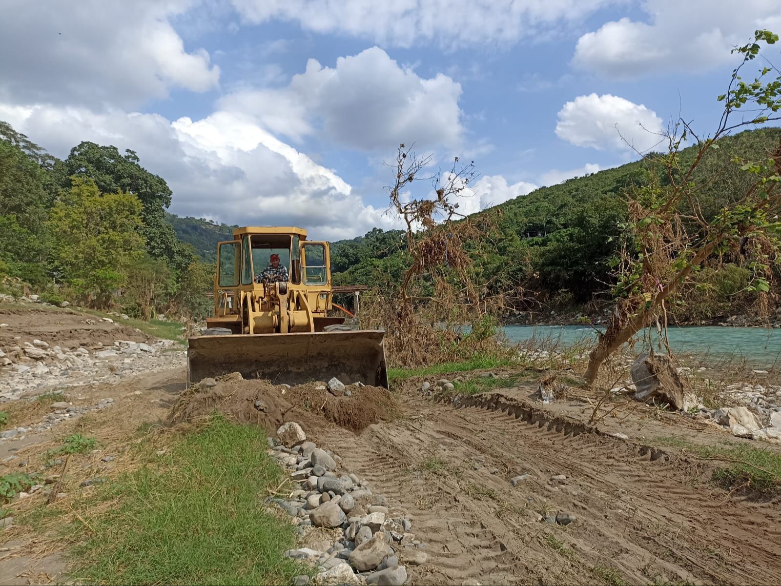 
    
        whatsapp-image-2025-12-02-at-100849-am-9.jpeg IMG
    
    