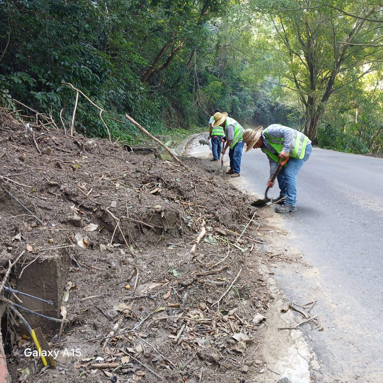 
    
        whatsapp-image-2026-04-21-at-95100-am.jpeg IMG
    
    